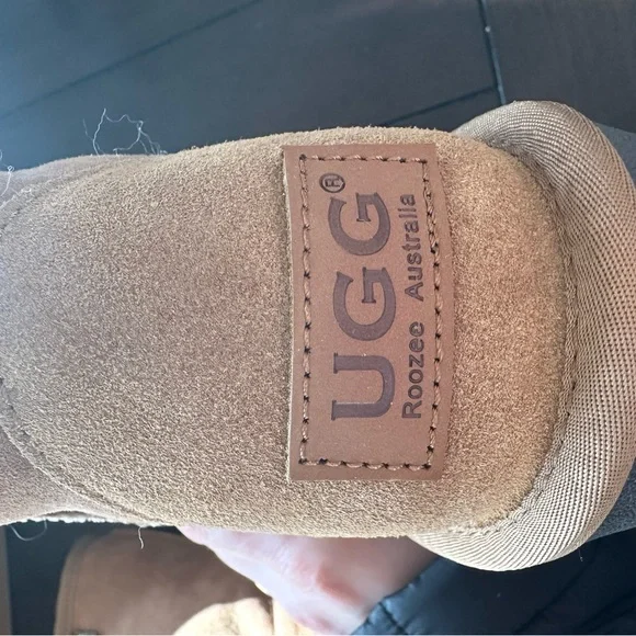 UGG Premium Short Classic Chestnut Boots - Picture 6 of 13
